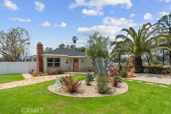 Altadena, CA 91001,288 West Mariposa Street