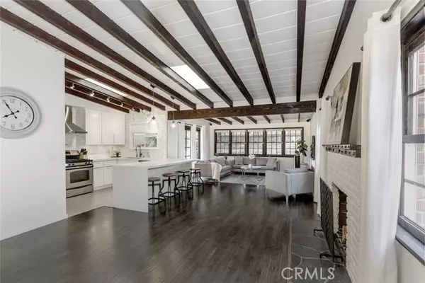 9742 Hillhaven Avenue, Tujunga, CA 91042