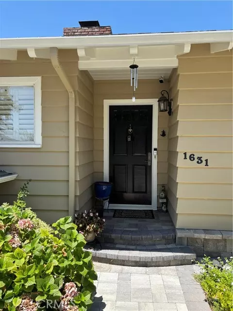 La Canada Flintridge, CA 91011,1631 Leycross Drive