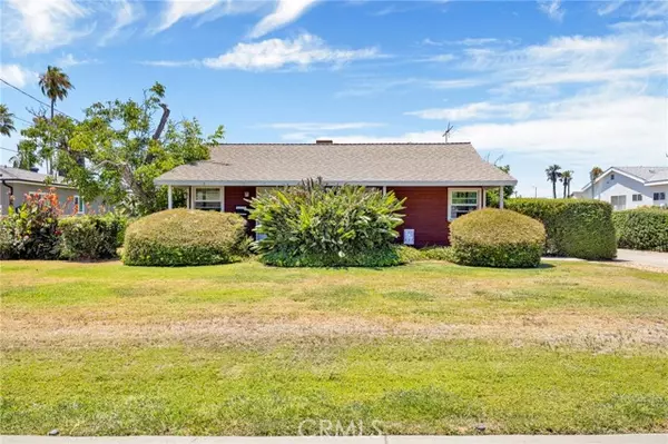 7625 Bellaire Avenue, North Hollywood, CA 91605