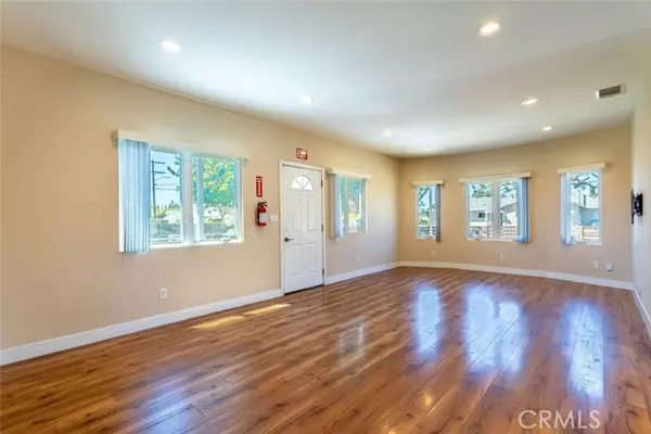 North Hollywood, CA 91605,7820 Fulton Avenue