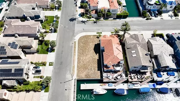 2001 Peninsula Drive, Oxnard, CA 93035