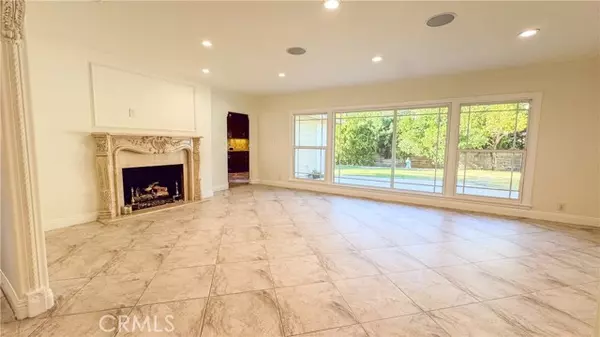 Glendale, CA 91206,2741 East Glenoaks Boulevard