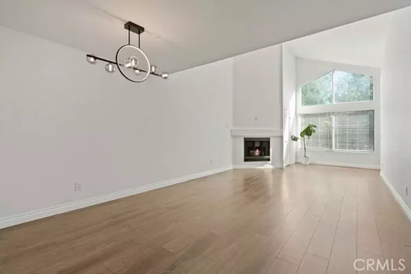 Woodland Hills, CA 91367,5515 Canoga Avenue