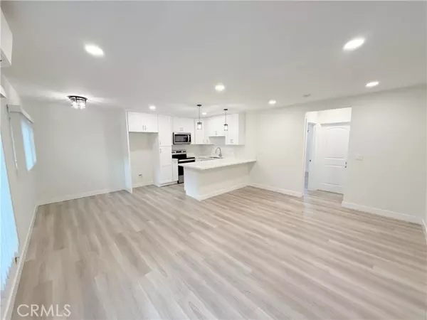919 East Acacia Avenue, Glendale, CA 91205