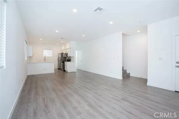 North Hollywood, CA 91601,5024 Cleon Avenue