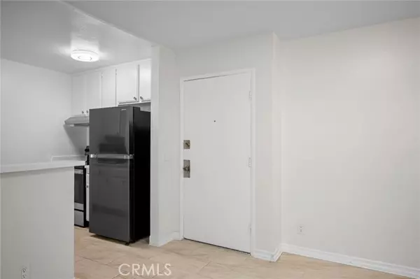 Van Nuys, CA 91406,15425 Sherman