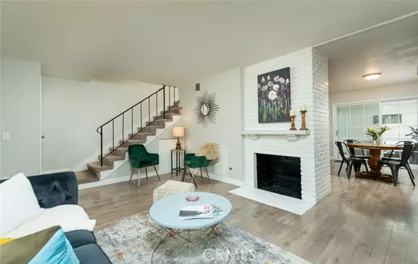 Chatsworth, CA 91311,20718 Devonshire Street