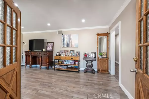 Sun Valley, CA 91352,9205 Haddon Avenue