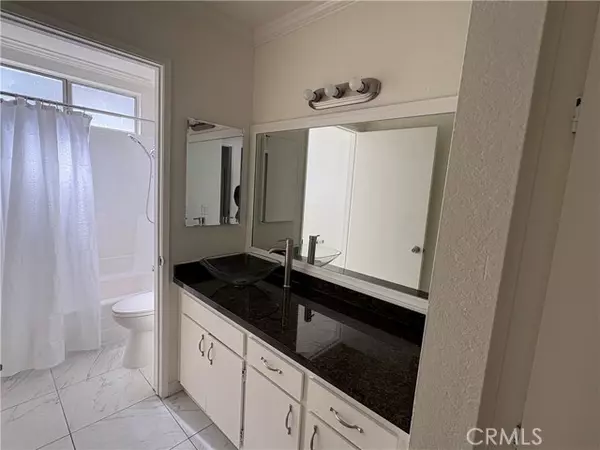 Burbank, CA 91502,240 West Verdugo