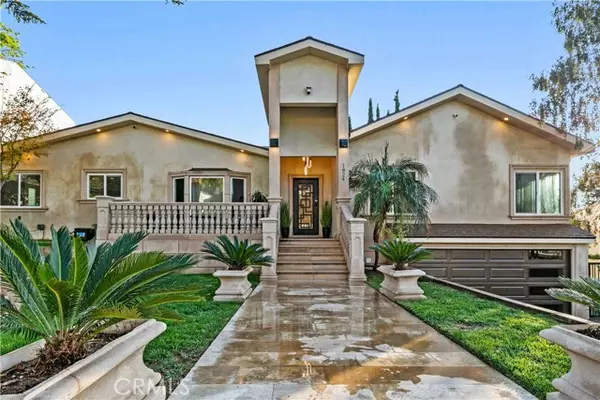 Glendale, CA 91208,1824 Crestmont Court