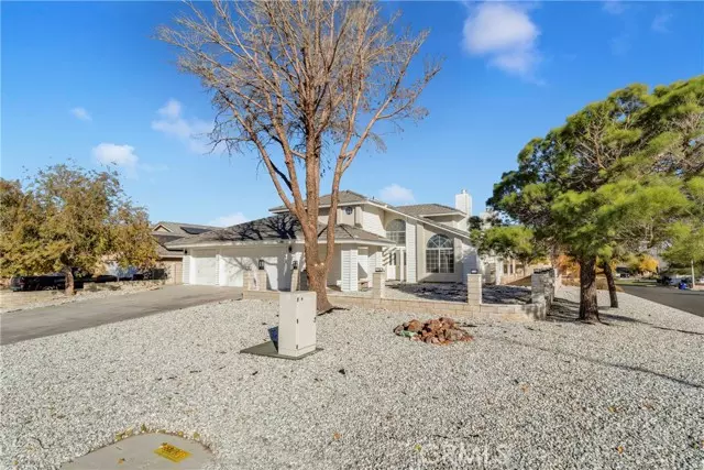 26491 Mainsail Lane, Helendale, CA 92342