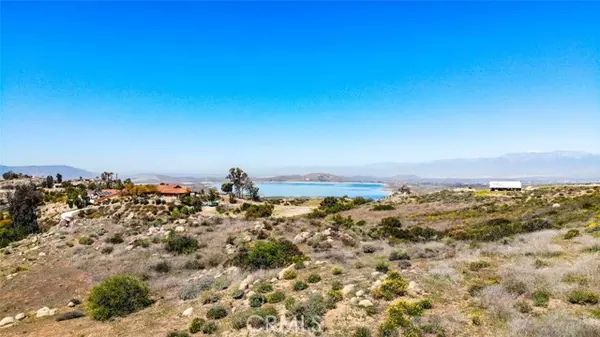 Lake Mathews, CA 92570,0 Via Barranca