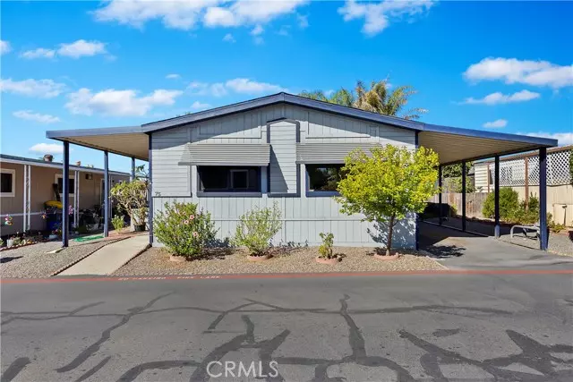 Vista, CA 92083,1333 Olive Avenue