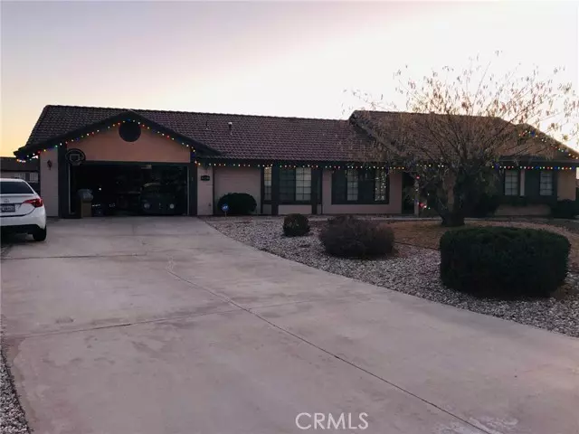 19057 Cuyamaca Place, Apple Valley, CA 92308