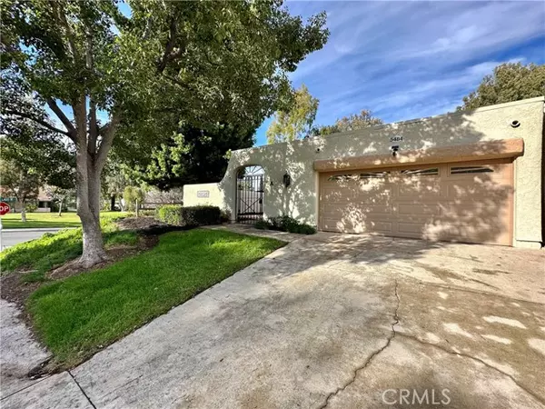 Laguna Woods, CA 92637,5484 Paseo Del Lago West