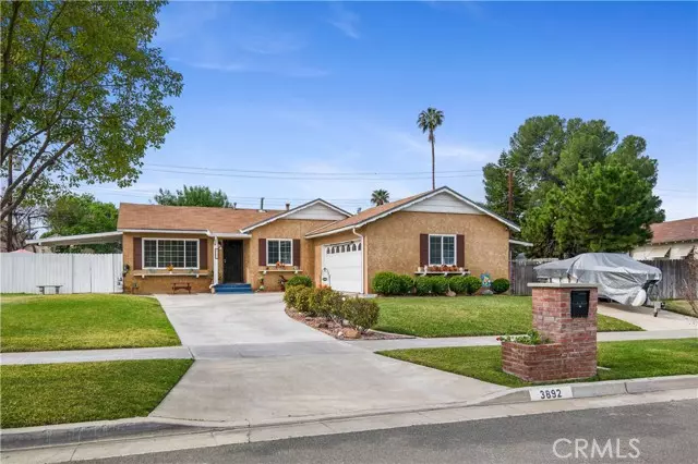 3892 Roblyn Street, Riverside, CA 92504