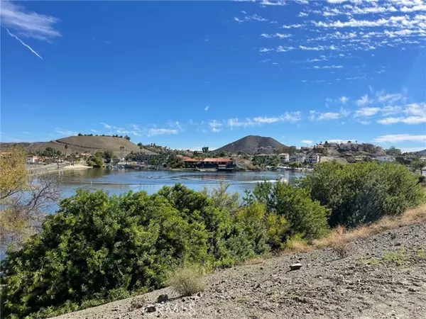 Canyon Lake, CA 92587,21943 San Joaquin