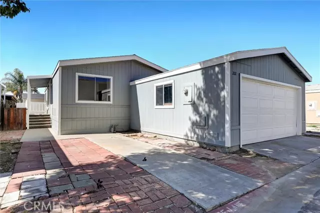 80 East Dawes Street, Perris, CA 92571