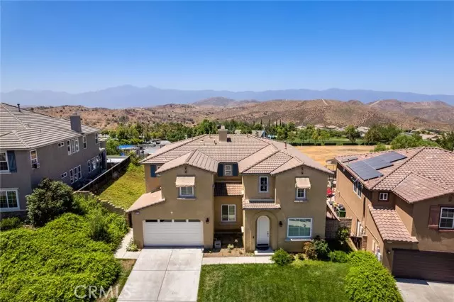 18714 Lakepointe Drive, Riverside, CA 92503