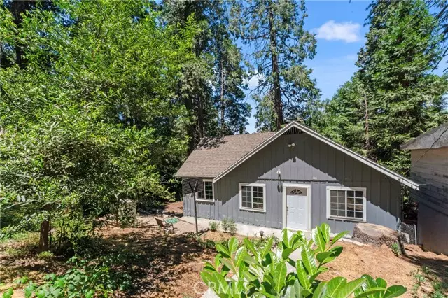 Crestline, CA 92325,760 Big Oak Road