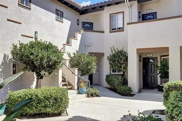 53 Via Ermitas,  Rancho Santa Margarita,  CA 92688