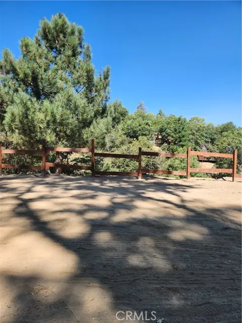 Lake Arrowhead, CA 92352,1563 Rock Ridge Drive
