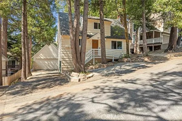 186 Hemlock Drive, Lake Arrowhead, CA 92352