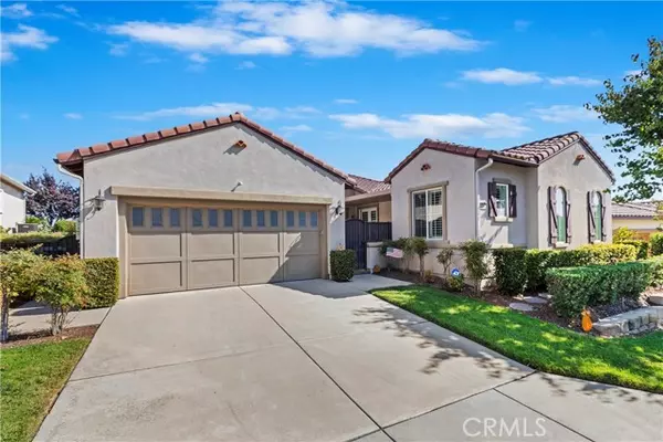 Corona, CA 92883,8808 Larkspur Drive