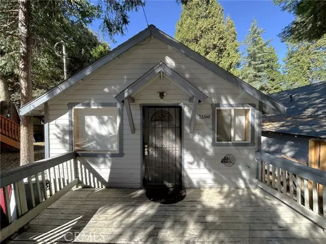 23348 South Village Lane, Crestline, CA