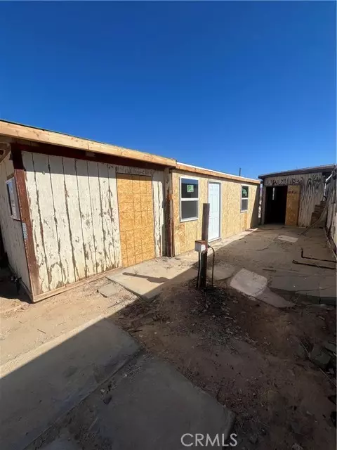 29 Palms, CA 92277,87908 Amboy Road