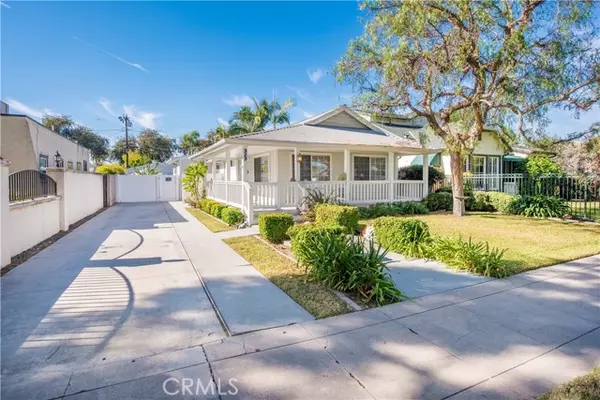 323 North Woods Avenue, Fullerton, CA 92832