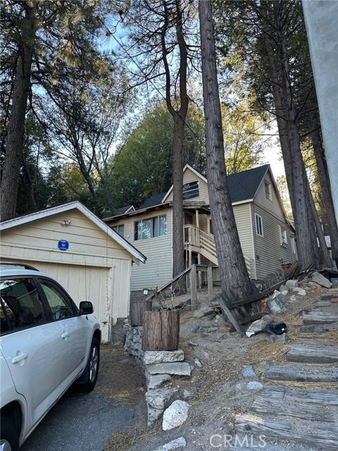 1364 Blackfoot West Trail, Rimforest, CA 92378