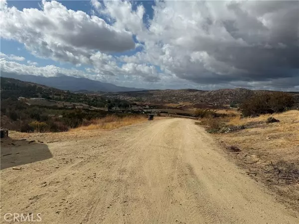 Aguanga, CA 92536,40310 Beaver Avenue