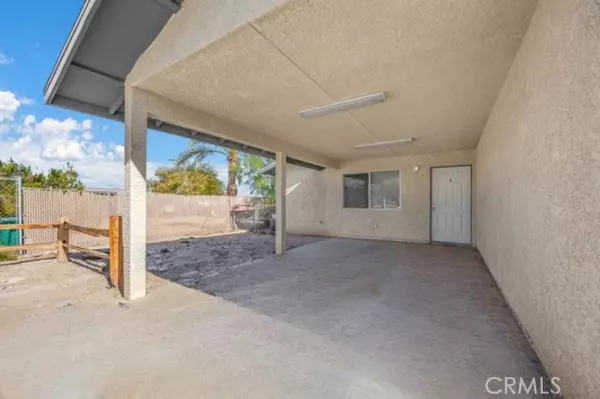 29 Palms, CA 92277,6673 Split Rock Avenue