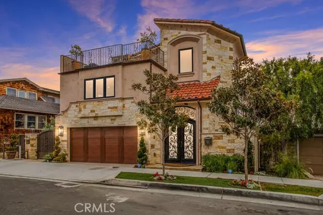 Corona Del Mar, CA 92625,352 Hazel Drive