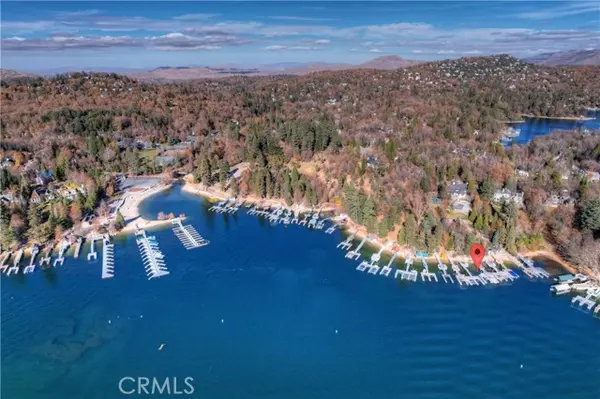 Lake Arrowhead, CA 92352,306 North Shore