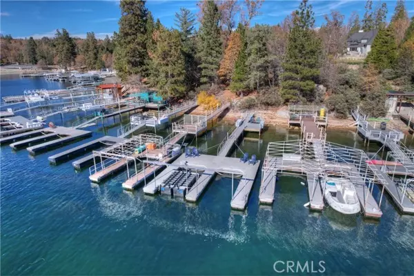 Lake Arrowhead, CA 92352,306 North Shore