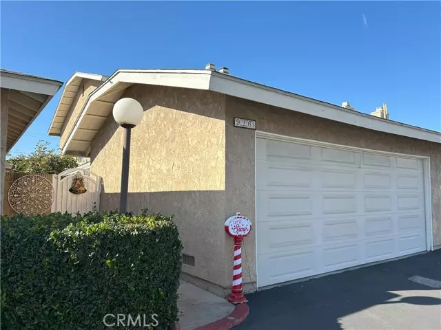 926 Willardson Way, Santa Ana, CA 92703