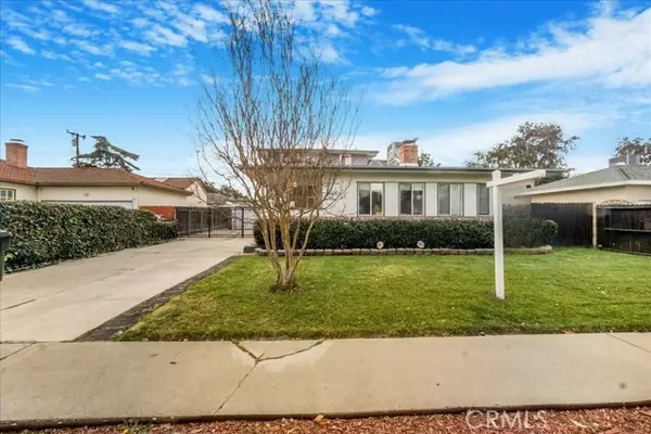 460 West Hill Avenue, Fullerton, CA 92832