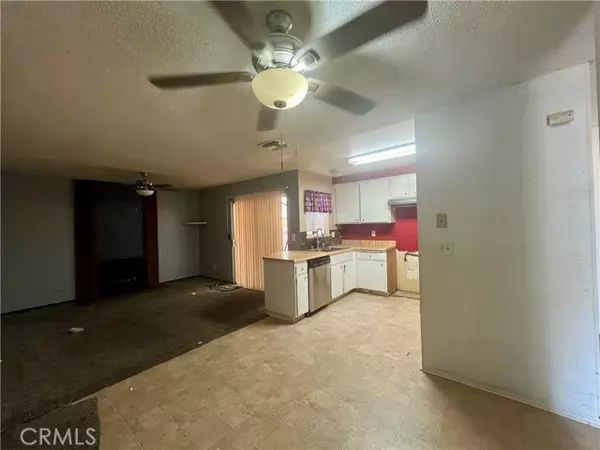 Corona, CA 92882,2237 Mcneil Circle