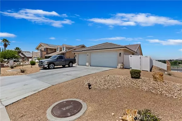 Victorville, CA 92395,14027 Driftwood Drive