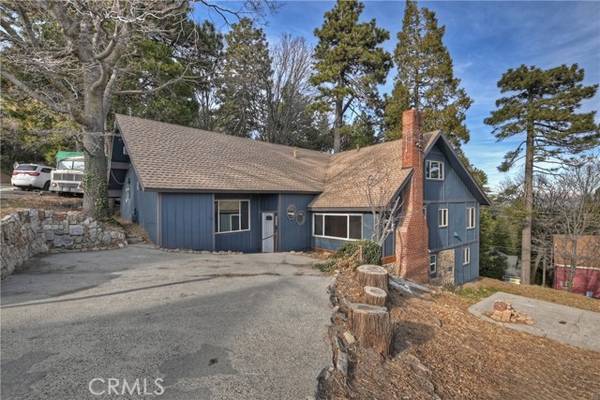 1025 Playground Drive, Crestline, CA 92325