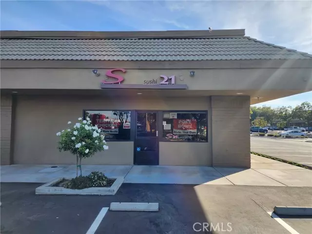 Fresno, CA 93710,5754 North 1st Street