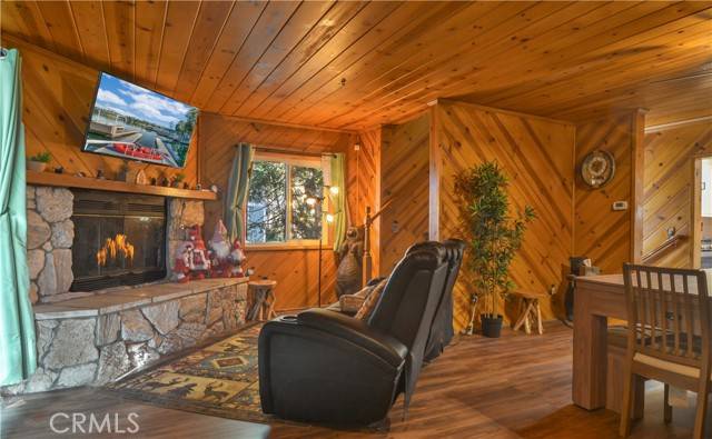 Crestline, CA 92325,1003 Toll House
