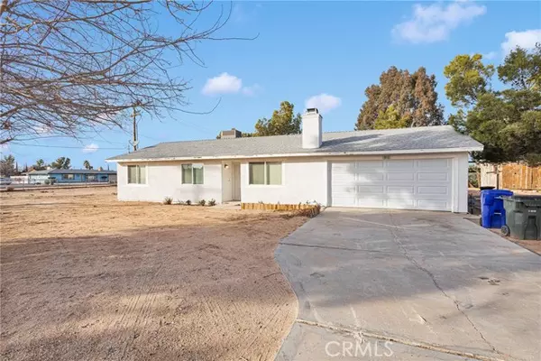 20910 Wren Street, Apple Valley, CA 92308