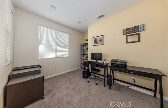 Banning, CA 92220,1330 Hummingbird Way