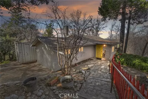 24676 Edelweiss Drive, Crestline, CA 92325