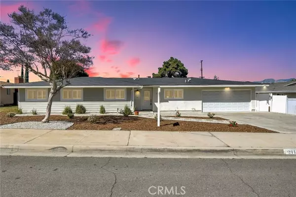 211 Gardenia Avenue, Redlands, CA 92373