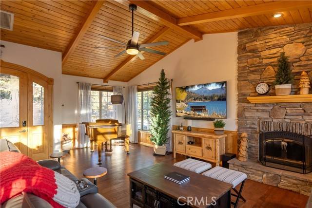 Big Bear Lake, CA 92315,430 Morningstar Place